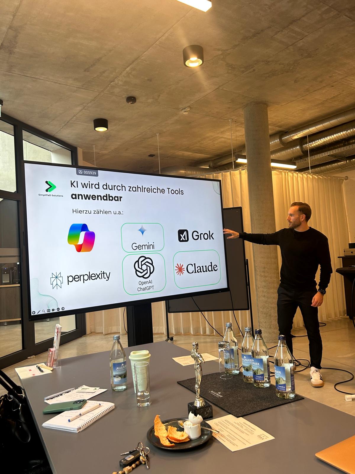 Presentation of AI tools: ChatGPT, Gemini, Grok, Claude, Perplexity