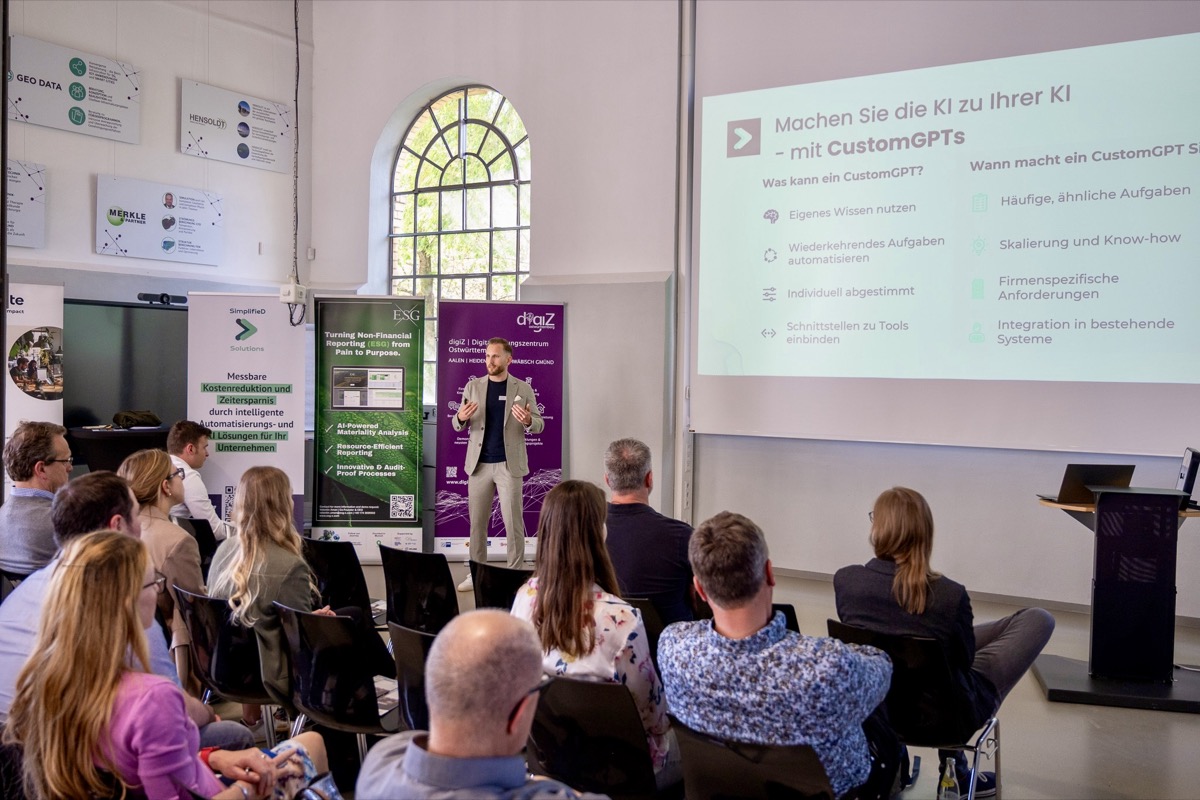 Workshop zu Custom GPTs mit Publikum
